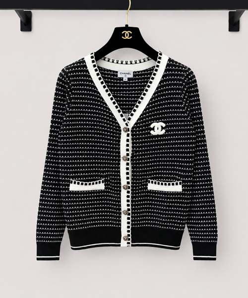 샤넬 04702